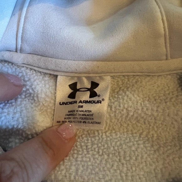 White under Armour zip up hoodie - Picture 2 of 2
